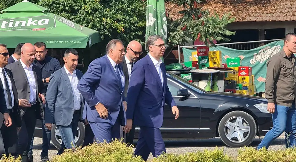 dodik vucic stanarii.webp